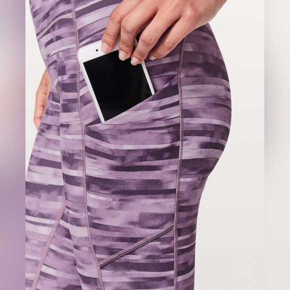 Lululemon Athletica Speed Up Crop 21" Shadowed Smoked Mullberry Leggings - Picture 5 of 15